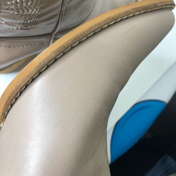 ARiderGirl Western Style Knee High Stacked Heel Boots Tan Taupe Embroidered 10 - Picture 7 of 12